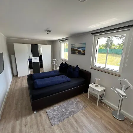 Ferienhaus Platz Für Ganze Familie - Mit Großem Grundstück
